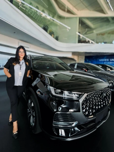 wina-sales-executive-chery-pik-2